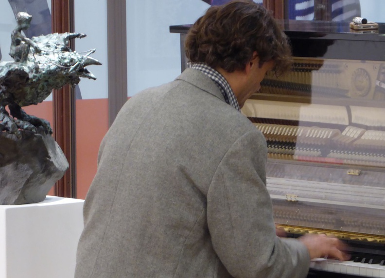 RabenReiter + Pianist Philippe Devaux.jpg